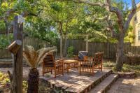 Artist Retreat an eclectic getaway - Bed and Breakfast Cedar Key