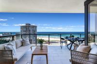 The Luxe Surf and Sea Suite - B&B Gold Coast