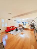 KozyGuru | Rose Bay | Charming House Near Beach - B&B Sydney