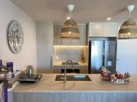 NEW BEACH Luxury 3B 2B unit - Ocean Views - 250m 2 BUDDINA BEACH! - Ferienwohnung