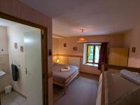 Familienzimmer mit Bergblick