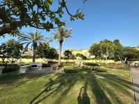 Relaxing Villa with Private Pool in The Springs - sleeps 5 - B&B Dubai