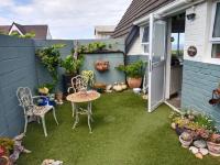 Scenic Bliss Holiday Home - Bed and Breakfast Kleinmond