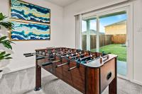 Relocate In Comfort Spacious Home With Yard - B&B Lavon