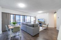 Downtown Honolulu Skyview - 1Bed&Den- Free Parking - B&B
