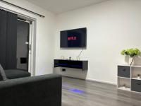 2-Bed House by Knighthead Park w- FREE Parking & FREE MATCHDAY DROP-OFF - B&B
