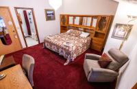 Queen Room with Spa Bath