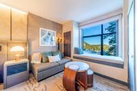 Updated Pet Friendly Monache Studio with Views! - B&B