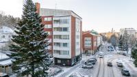 Stylish 47m2 Studio with Private Entrance - B&B Lahti