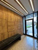 ESS Apartment, Best Location with Parking! - Bed and Breakfast Prizren