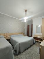 Grote Kamer met 2 Bedden