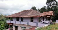 Keerthis Home Stay - B&B