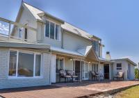 Penguin's Nest - Bed and Breakfast Betty’s Bay