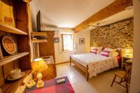 Deluxe Double Room with En Suite Bathroom