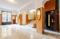 Studio Blvd Carnot 10 min Palais Festivals - Balcony & AC - B&B Cannes