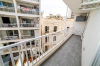 Spacious Family Stay in Malta 3BR by HostMT - Chambres d’hôtes San Pawl il-Bahar