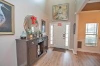 New 5 Star Luxury Home Sleeps 22 Near Airport - Chambres d’hôtes