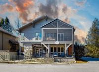 The Fifth - Stunning Luxury Rental in Downtown Highlands NC - Chambres d'hôtes Highlands