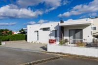 Tsutsuji house - B&B Yomitan