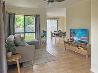 Charming 3-Bedroom 2-Bathroom Townhouse - B&B North Mackay