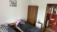Camera Doppia con Letti Singoli Spaziosa