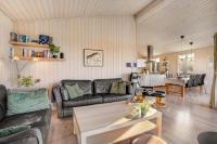 Beautiful Holiday Home With A Lovely View Of The Fjord And The Sea - Chambres d'hôtes Vestervig