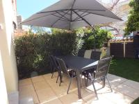 Casa Budoni -Ruhige Ferienwohnung mit Garten,nahe Strand & Zentrum - B&B Budoni
