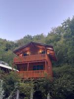 Guri i Lekës Guesthouse - Bed and Breakfast