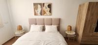 One-Five Racine by IB Signature, Stylish 2BR Apt, 24x7 Security, WiFi, Self check-in, City View, City Centre, close to cafes and restaurants - Chambres d'hôtes Casablanca