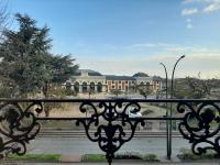Grand T3 Lumineux - Balcon - 2 chambres - idéal familles & pros - Chambres d'hôtes Marmande