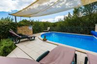 Hundefreundliche Finca mit 3 Klimaanlagen, Privatpool, Grill, Waschmaschine, Heizung - Chambres d'hôtes Križišće