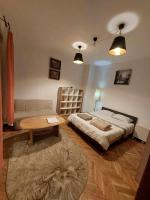 Central Nest Cluj - B&B