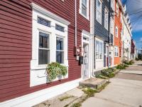 Historic Jelly Bean Row House, Walk To Signal Hill - B&B