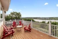 Forest House QV Lake View Parking - B&B Saint John's