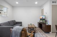 Brand New Unit 5 min to Austin - B&B