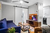 Elegant 1BR Haven - 10 Min to Downtown Austin - B&B