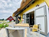 Ferienhaus Boddenstern 22 Feriendorf Klein Stresow Rügen by ruyastay - Chambres d’hôtes Putbus