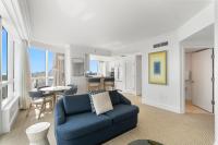 Fontainebleau Hotel One Bedroom Suite - B&B Miami Beach