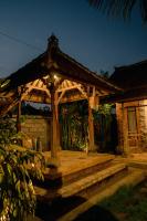 Kapten Nyoman House - Bed and Breakfast Saba