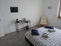 Doppelzimmer mit eigenem externen Bad