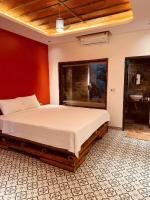 Deluxe Double Room with Bath