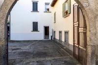 La Corte Moderna nel centro storico - idromassaggio - B&B Clusone