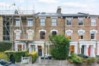 Private Comfortable Loft Apt in Superb Period Home - Chambres d’hôtes Londres