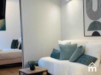 Eiffel Tower by Melvane - B&B