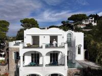 Deluxe Double Room with Balcony and Sea View