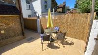 Stylish Central Rochester Home - B&B Strood