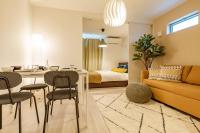 天下茶屋徒歩圏内 花園町駅徒歩3分 難波 梅田に直通 トイレと浴室付き まるまる貸切 部屋35平方 北102室 - Ferienwohnung Ōsaka