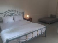 D' La Calma Guest House - B&B Selong