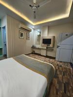 Dashrath Inn near Ramjanmbhoomi - B&B Ayodhya