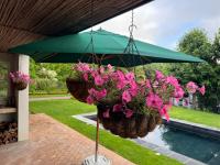 GRACE COTTAGE Charming 2 Bed en-suite Cottage with Solar - B&B
